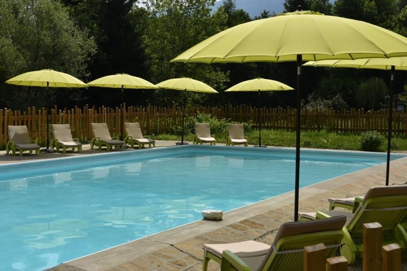 Les Lodges Du Lac Saint-Alban-de-Montbel Zewnętrze zdjęcie
