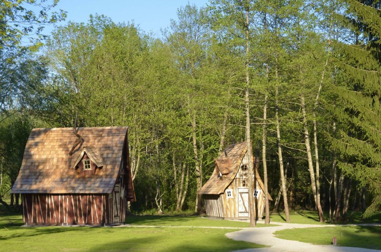 Les Lodges Du Lac Saint-Alban-de-Montbel Zewnętrze zdjęcie