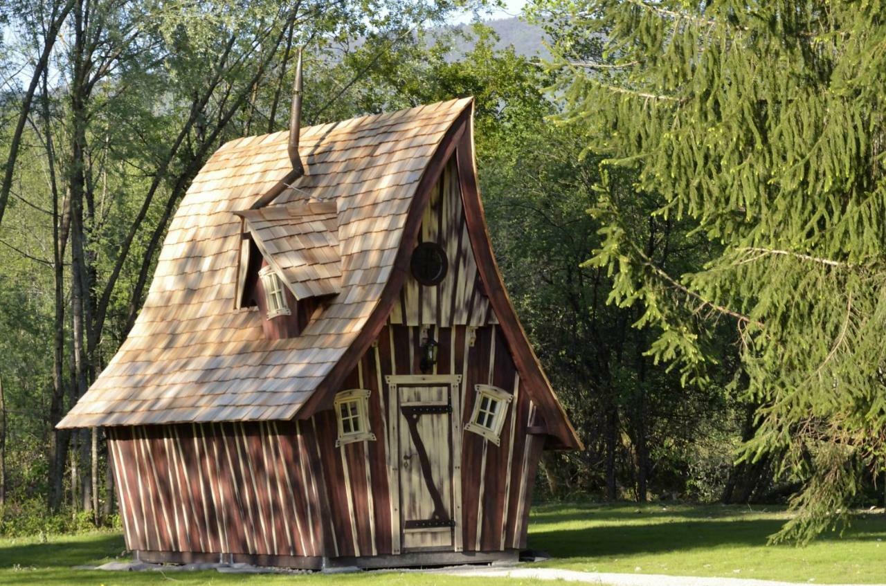 Les Lodges Du Lac Saint-Alban-de-Montbel Zewnętrze zdjęcie