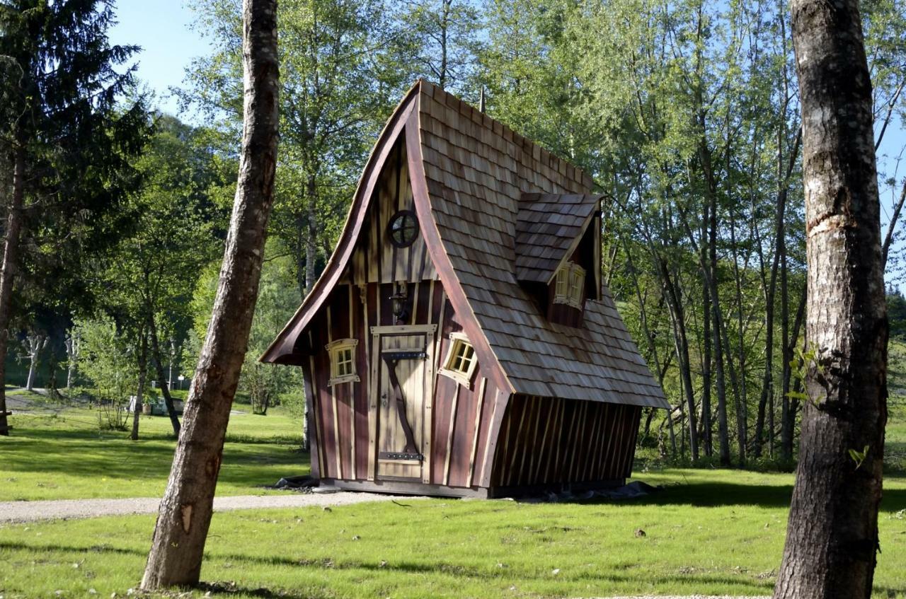 Les Lodges Du Lac Saint-Alban-de-Montbel Zewnętrze zdjęcie