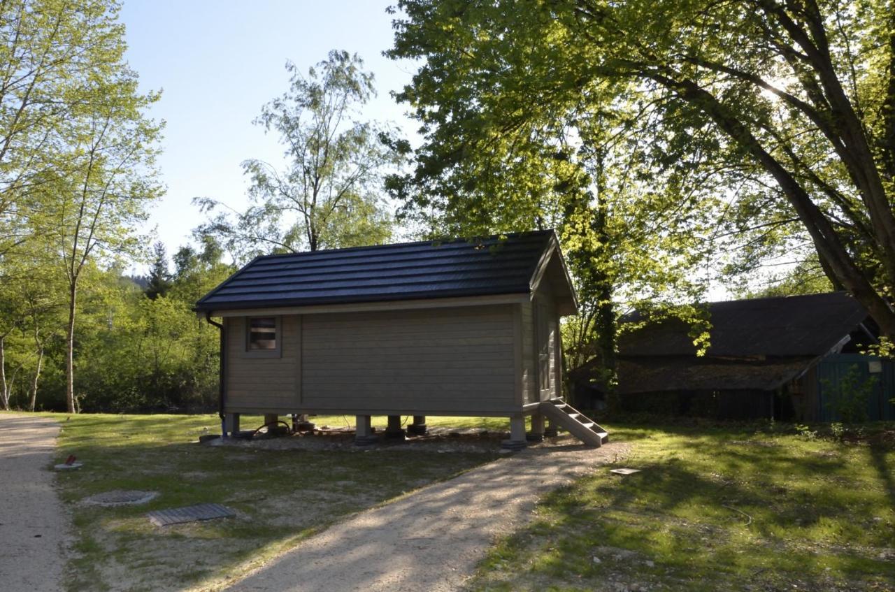 Les Lodges Du Lac Saint-Alban-de-Montbel Zewnętrze zdjęcie