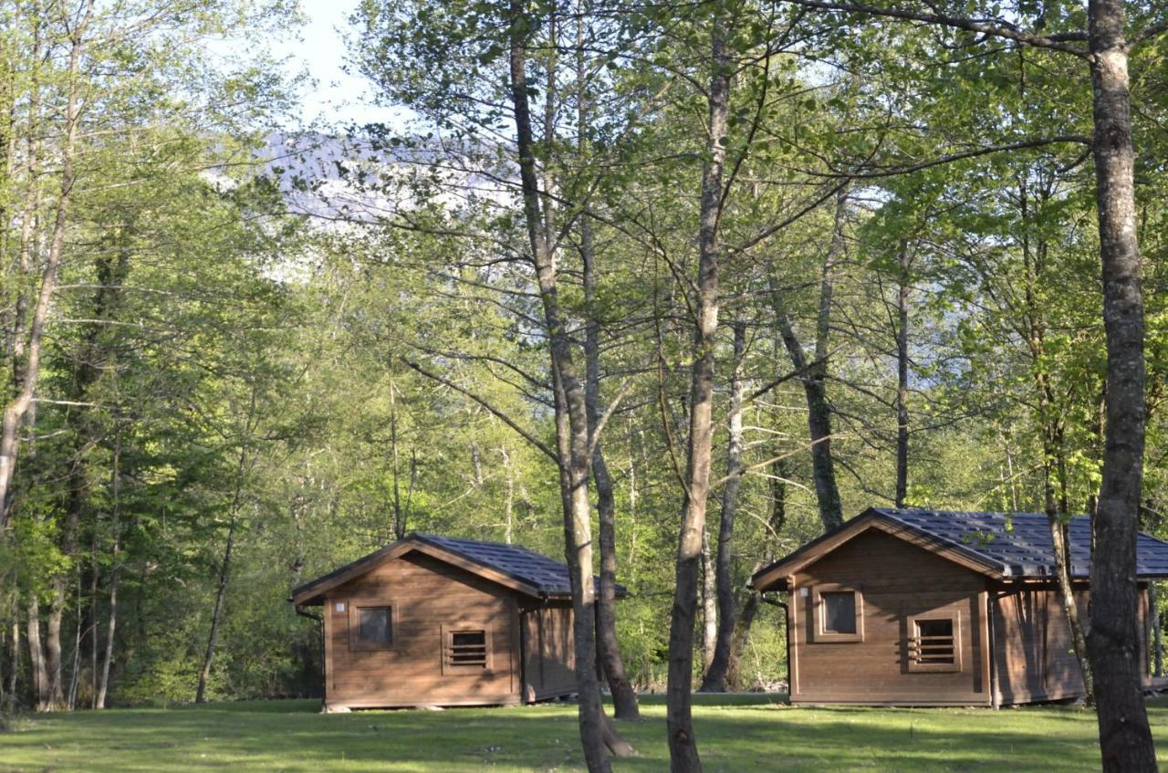 Les Lodges Du Lac Saint-Alban-de-Montbel Zewnętrze zdjęcie